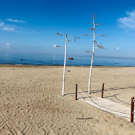 Willa La Stella Sea House Torvaianica Zewnętrze zdjęcie